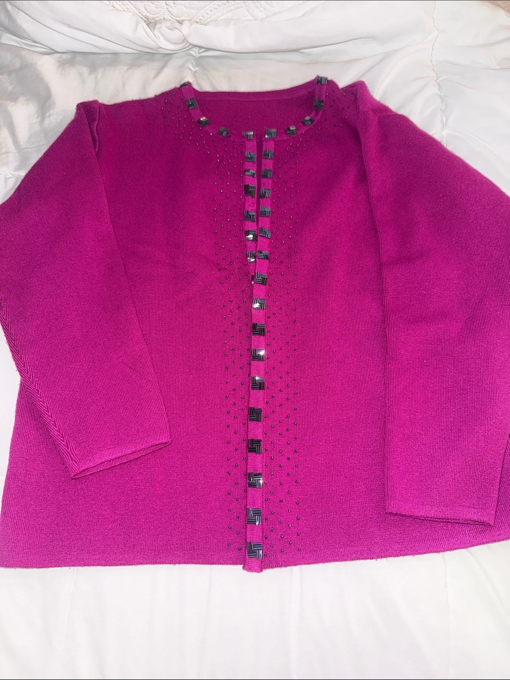 Women’s Fuchsia Embellished Button-Front Sweater
